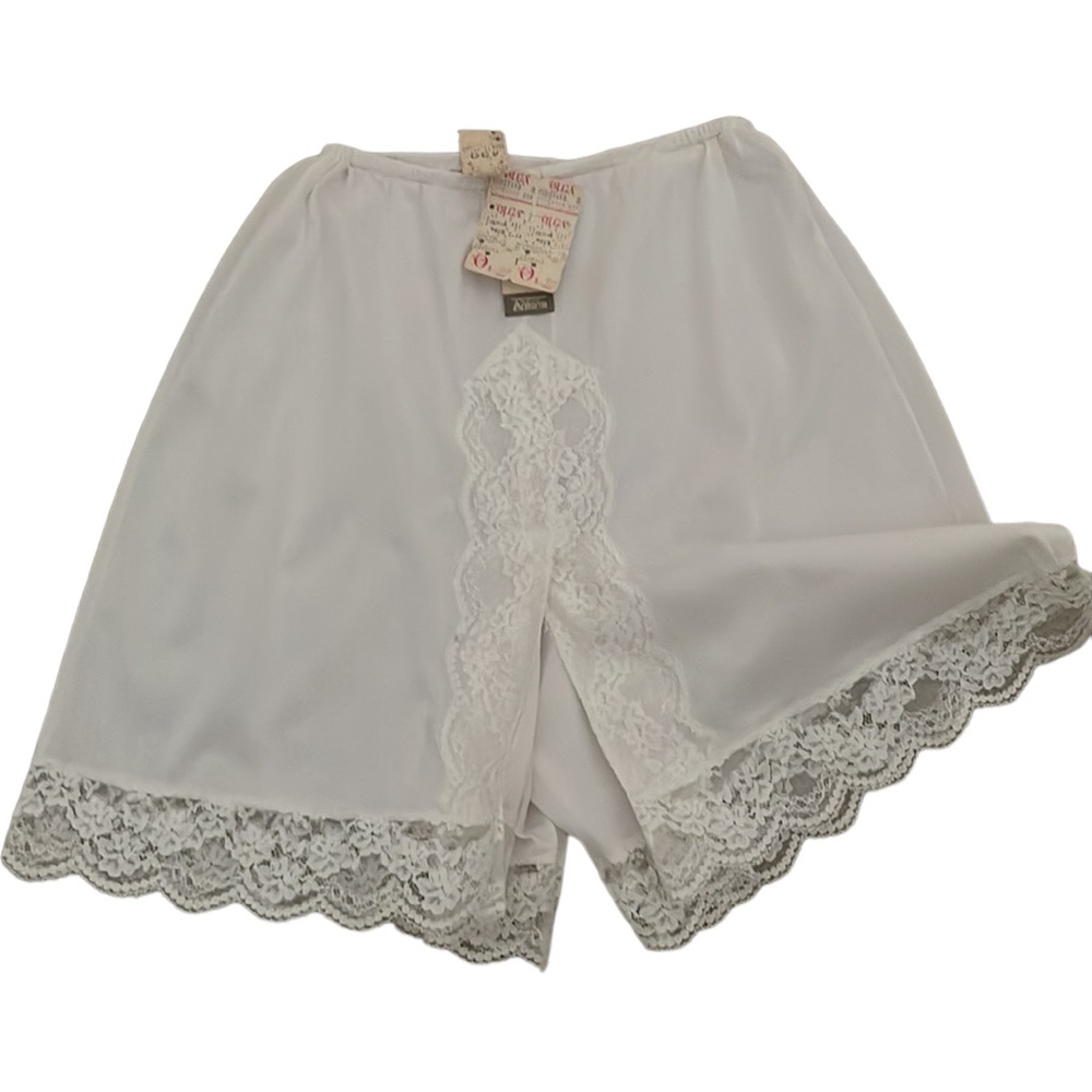 Vintage NWT Olga White Lace Pantaloons Pettipants Hudson’s Detroit Deadstock ML